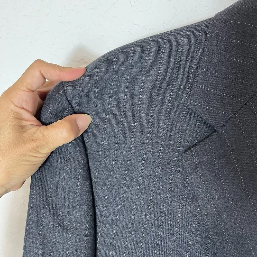 Ralph Ralph Lauren Grey Striped Blazer single breasted 3 button size 40S Wool